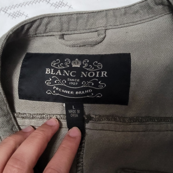 Green Fall Jacket - Picture 3 of 4